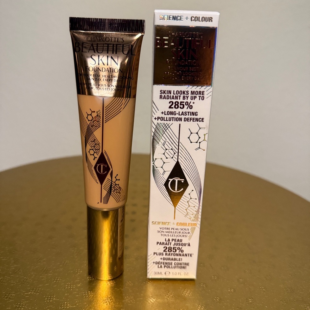Charlotte Tilbury 6 NEUTRAL
Beautiful Skin Foundation NIB - Picture 6 of 9